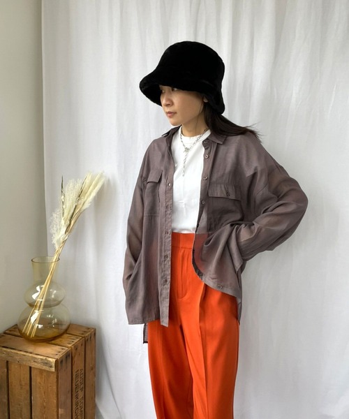 ＪＵＧＬＡＮＳ（ユグランス）の「☆ マストハブアイテム。シアBIGーシャツ　341003（シャツ/ブラウス・レディース・オレンジ/グリーン/ブラック/ベージュ/ピンク/グレー系その他/ブルー・FREE）」の15枚目の写真