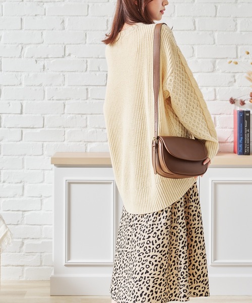 acro（アクロ）の「ケーブルニット/AC1458（ニット/セーター・レディース・ブラック/ブラウン/アイボリー/グリーン/グレー/オレンジ・ﾌﾘ-）」の17枚目の写真