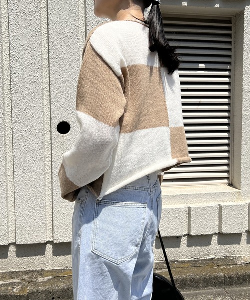 Jewelobe(ジュエローブ)の「ワイドチェッカーショートニットプルオーバー(ニット/セーター・レディース・ブラック/ベージュ/グリーン・FREE)」の18枚目の写真