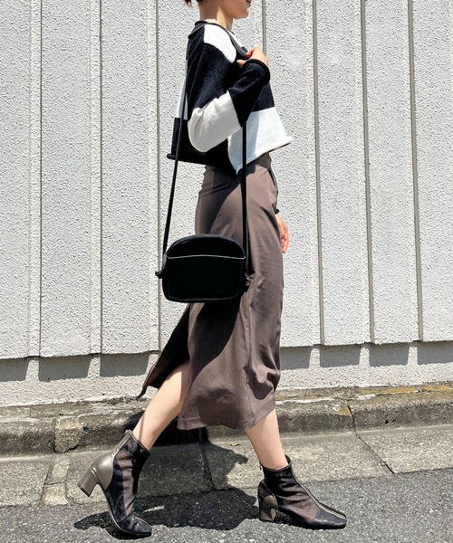 Jewelobe(ジュエローブ)の「ワイドチェッカーショートニットプルオーバー(ニット/セーター・レディース・ブラック/ベージュ/グリーン・FREE)」の22枚目の写真