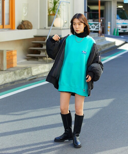 BEN DAVIS（ベンデイビス）の「【BEN DAVIS/ベンデイビス】別注オーバールワッペン刺繍クルーネックスウェット/裏起毛/ユニセックス（スウェット・メンズ・チャコールグレー/ライトグレー/グリーン/ブルー/イエロー・SMALL/MEDIUM/LARGE/X-LARGE）」の17枚目の写真