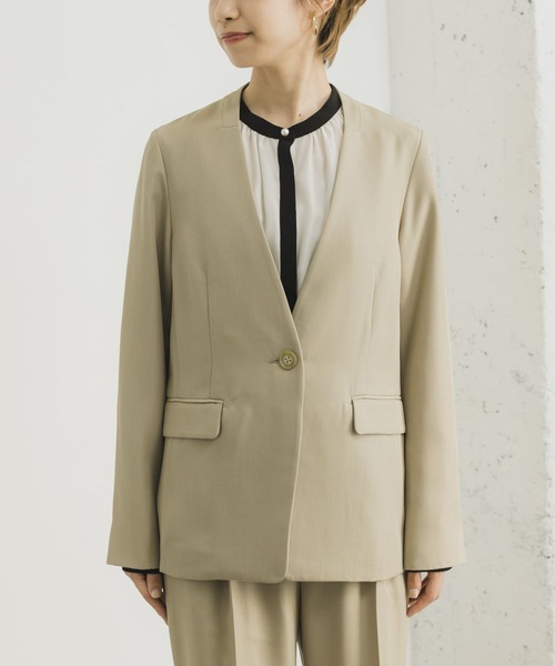 URBAN RESEARCH（アーバンリサーチ）の「ノーカラージャケット（ノーカラージャケット・レディース・ベージュ/ネイビー・38/36）」の12枚目の写真