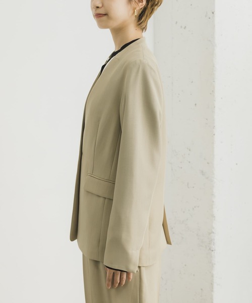 URBAN RESEARCH（アーバンリサーチ）の「ノーカラージャケット（ノー