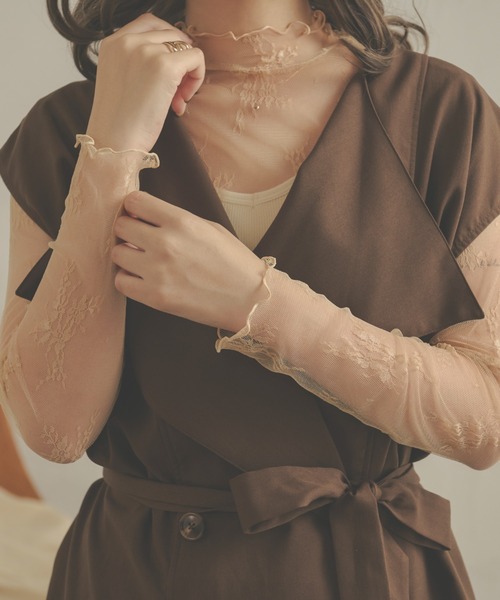 Ambre Neige(アンブルネージュ)の「花柄レースハイネックトップス/【WEB/EC限定商品】(Tシャツ/カットソー・レディース・ダークブラウン/ベージュ/アイボリー/ライトブラウン/ブラック・FREE)」の6枚目の写真