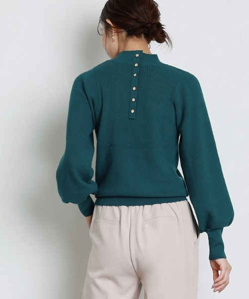 Pierrot（ピエロ）の「ゴールドボタンパフスリーブニット（ニット/セーター・レディース・アイボリー/ブルーグリーン/杢グレー/ベージュ/ネイビー/チャコール/ブルー/ブルー系その他/ブラウン/ロイヤルブルー・M/L/LL）」の9枚目の写真