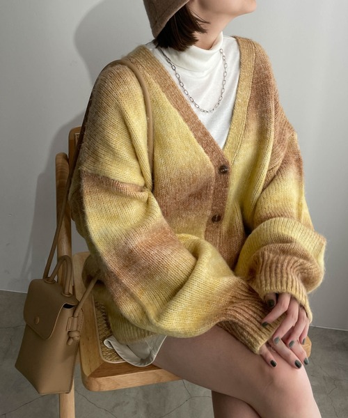 WEGO（ウィゴー）の「WEGO/グラデーションBIGカーディガン（カーディガン/ボレロ・レディース・ブルー系その他/イエロー系その他/グレー系その他/ブルー・FREE）」の12枚目の写真