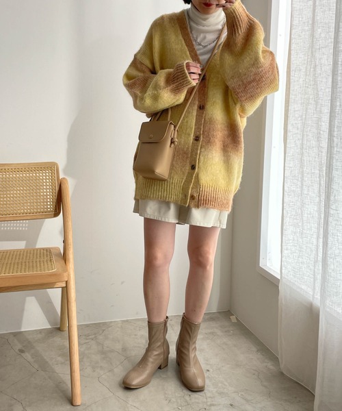 WEGO（ウィゴー）の「WEGO/グラデーションBIGカーディガン（カーディガン/ボレロ・レディース・ブルー系その他/イエロー系その他/グレー系その他/ブルー・FREE）」の7枚目の写真