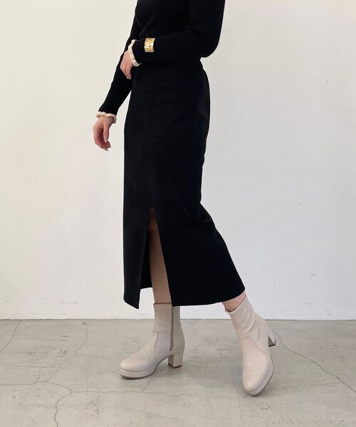 MAJESTIC LEGON（マジェスティックレゴン）の「スリットタイトスカート（スカート・レディース・カーキオリーブ/ベージュ/ブラック・MEDIUM）」の11枚目の写真