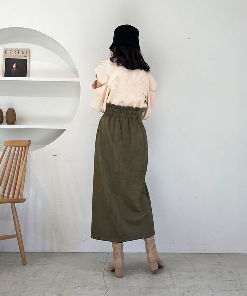 MAJESTIC LEGON（マジェスティックレゴン）の「スリットタイトスカート（スカート・レディース・カーキオリーブ/ベージュ/ブラック・MEDIUM）」の16枚目の写真