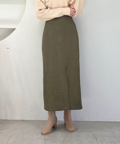 MAJESTIC LEGON（マジェスティックレゴン）の「スリットタイトスカート（スカート・レディース・カーキオリーブ/ベージュ/ブラック・MEDIUM）」の17枚目の写真
