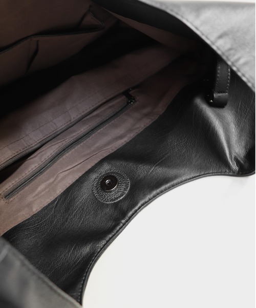 LVEU.（ラブユ.）の「【LVEU.】2wayトートバッグ / バッグ 鞄 BAG トート 2way ワンショルダー A4 合皮  合皮 ブラック（トートバッグ・レディース・ブラック・FREE）」の15枚目の写真