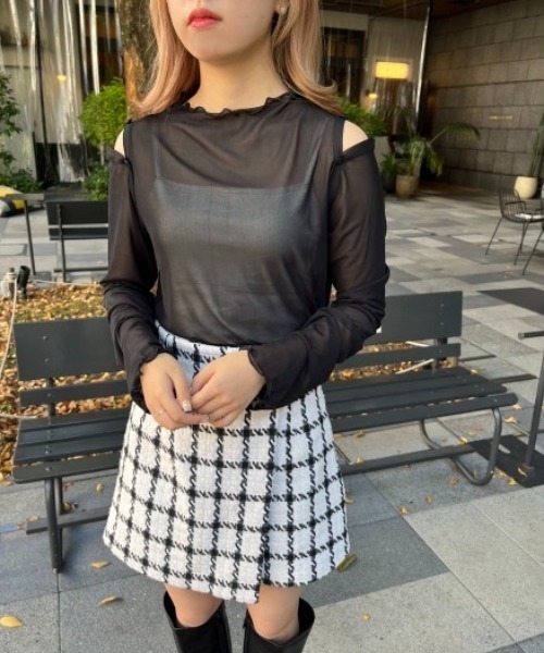 one after another NICE CLAUP(ワンアフターアナザーナイスクラップ)の「【マルチウェイ】肩あきシアーインナー(Tシャツ/カットソー・レディース・アイボリー/ブラック/ピンク/モカ・FREE)」の11枚目の写真