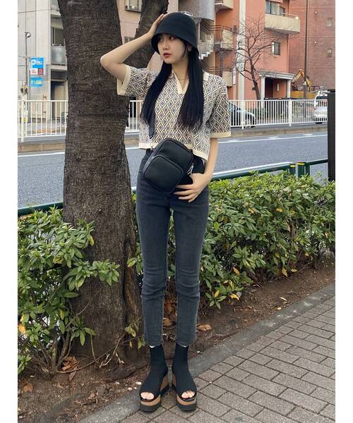 MURUA（ムルーア）の「バイカラースクエアミニバッグ（ショルダーバッグ・レディース・グリーン/ブラック・FREE）」の10枚目の写真