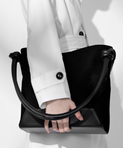 SETUP7（セットアップセブン）の「【SETUP7】A4ファイルやノートPCも入る ノットハンドルソリッドトートバッグ ショルダーバッグ KNF ※（ショルダーバッグ・レディース・ブラック・FREE）」の12枚目の写真