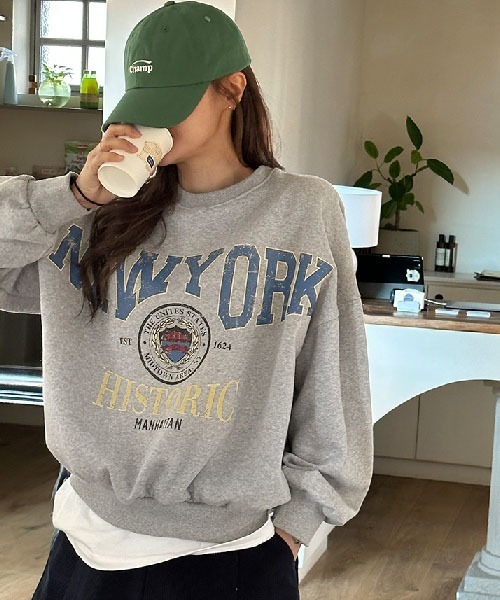 NANING9（ナンニング）の「NANING9 ヴィンテージライクプリント裏起毛トレーナー（スウェット・レディース・グレー/ホワイト系その他・FREE）」の12枚目の写真