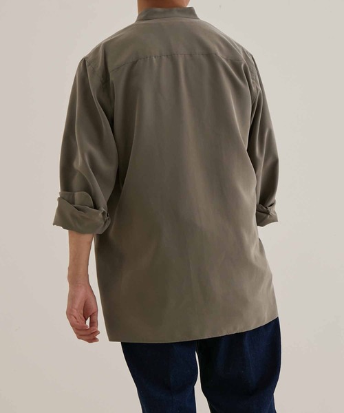 ADAM ET ROPE'(アダムエロペ)の「リラックス ドレープ レーヨンスエード とろみバンドカラーシャツ/イージーケア/3シーズン着用可能/ユニセックス(シャツ/ブラウス・メンズ・イエロー系その他2/ブラック/ライトグリーン/グリーン系その他2・L/M)」の13枚目の写真