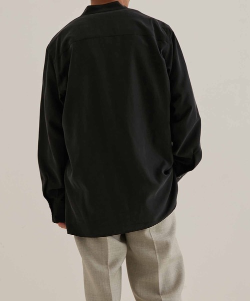 ADAM ET ROPE'(アダムエロペ)の「リラックス ドレープ レーヨンスエード とろみバンドカラーシャツ/イージーケア/3シーズン着用可能/ユニセックス(シャツ/ブラウス・メンズ・イエロー系その他2/ブラック/ライトグリーン/グリーン系その他2・L/M)」の17枚目の写真