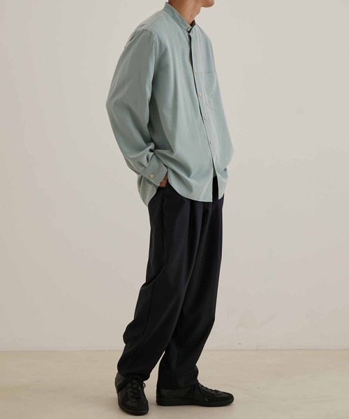 ADAM ET ROPE'(アダムエロペ)の「リラックス ドレープ レーヨンスエード とろみバンドカラーシャツ/イージーケア/3シーズン着用可能/ユニセックス(シャツ/ブラウス・メンズ・イエロー系その他2/ブラック/ライトグリーン/グリーン系その他2・L/M)」の19枚目の写真