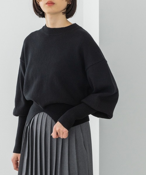 yuw（ユウ）の「リリヤーンスリットプルオーバー　178705（ニット/セーター・レディース・ブルー/イエロー/ブラック・FREE）」の2枚目の写真