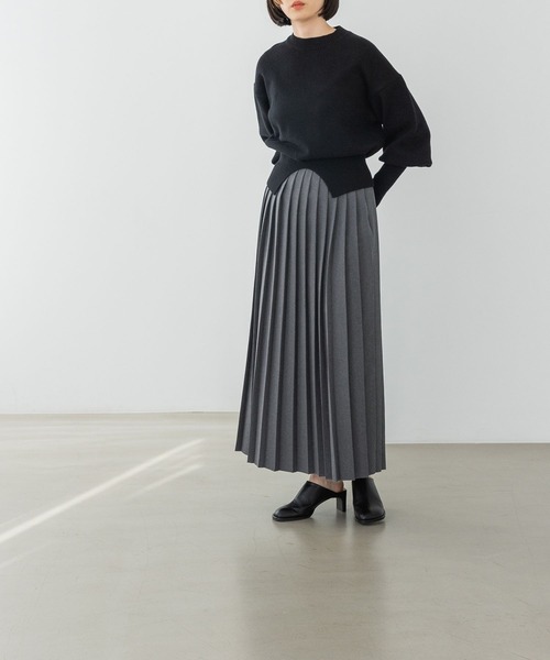 yuw（ユウ）の「リリヤーンスリットプルオーバー　178705（ニット/セーター・レディース・ブルー/イエロー/ブラック・FREE）」の14枚目の写真