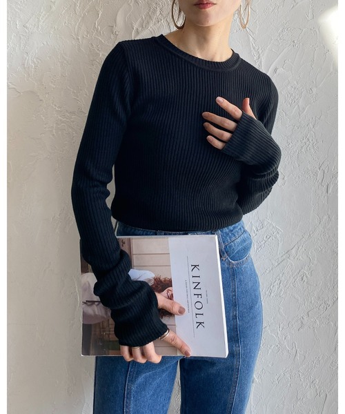 She's Closet(シーズクローゼット)の「フィンガーホールボーダー柄クルーネックタイト長袖リブニットプルオーバー(ニット/セーター・レディース・ブラック/ブルー/ラベンダー/グリーン・FREE)」の5枚目の写真
