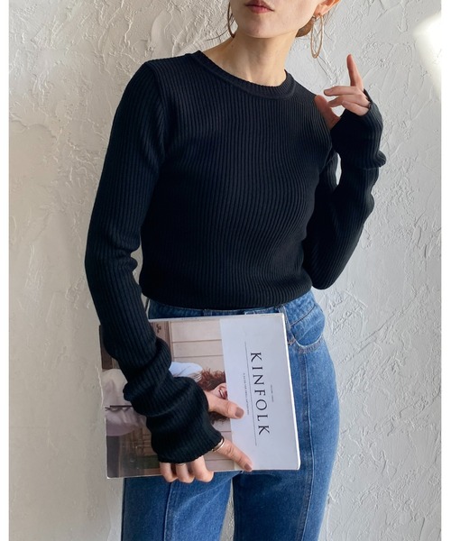 She's Closet(シーズクローゼット)の「フィンガーホールボーダー柄クルーネックタイト長袖リブニットプルオーバー(ニット/セーター・レディース・ブラック/ブルー/ラベンダー/グリーン・FREE)」の13枚目の写真