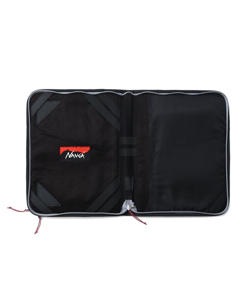 NANGA（ナンガ）の「NANGA/ナンガ TABLET CASE/タブレットケース（PC・タブレットケース・メンズ・ブラック/グレー・ONE SIZE）」の3枚目の写真