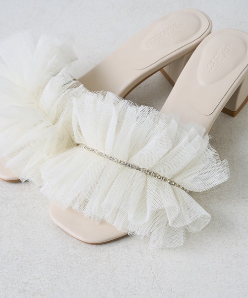 one after another NICE CLAUP（ワンアフターアナザーナイスクラップ）の「シアープリーツ×ラインストーンミュール（サンダル・レディース・アイボリー/ブラック・LARGE/SMALL/MEDIUM）」の6枚目の写真