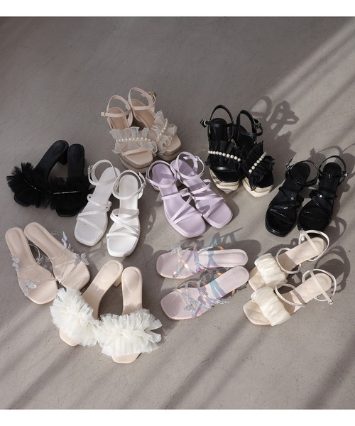 one after another NICE CLAUP（ワンアフターアナザーナイスクラップ）の「シアープリーツ×ラインストーンミュール（サンダル・レディース・アイボリー/ブラック・LARGE/SMALL/MEDIUM）」の4枚目の写真