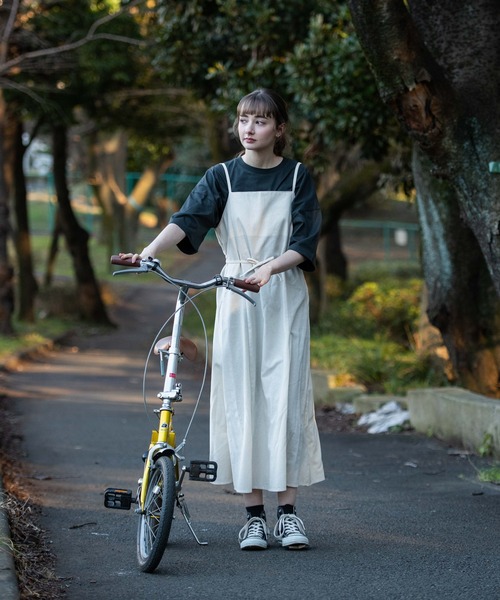 OUTDOOR PRODUCTS APPAREL(アウトドアプロダクツアパレル)の「コットンリネン バックリボン ジャンパースカート(ジャンパースカート・レディース・アイボリー/ライトベージュ/ブラック・FREE)」の19枚目の写真