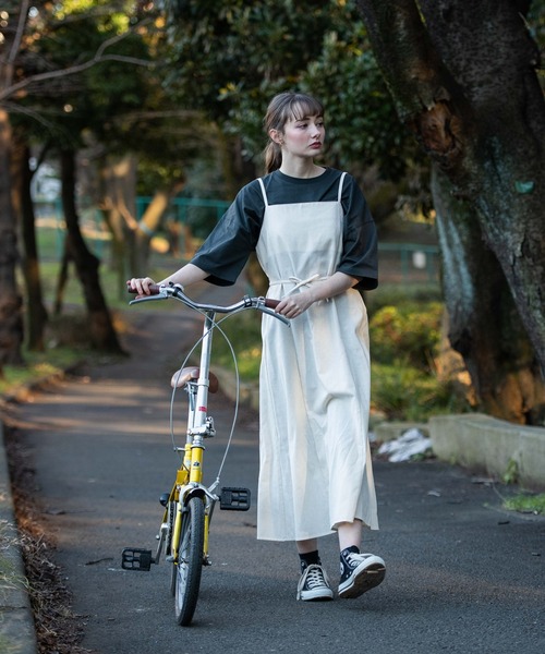 OUTDOOR PRODUCTS APPAREL(アウトドアプロダクツアパレル)の「コットンリネン バックリボン ジャンパースカート(ジャンパースカート・レディース・アイボリー/ライトベージュ/ブラック・FREE)」の7枚目の写真