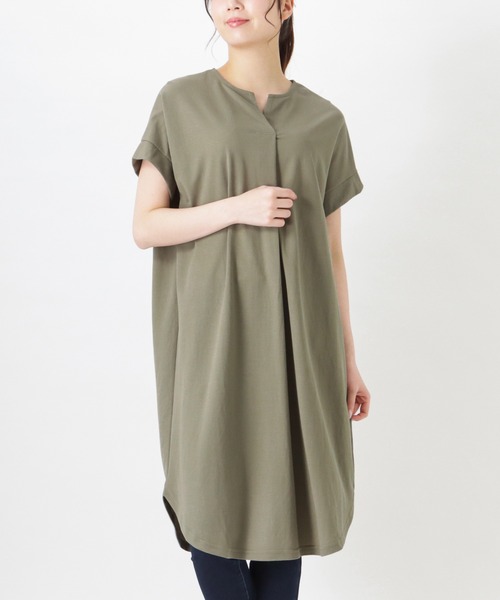 NAVY(ネイビー)の「SARARI 冷感スキッパーワンピース(ワンピース・レディース・ブルー/チャコール/カーキ/グレイッシュベージュ・フリー)」の4枚目の写真