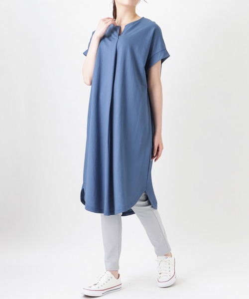 NAVY(ネイビー)の「SARARI 冷感スキッパーワンピース(ワンピース・レディース・ブルー/チャコール/カーキ/グレイッシュベージュ・フリー)」の13枚目の写真