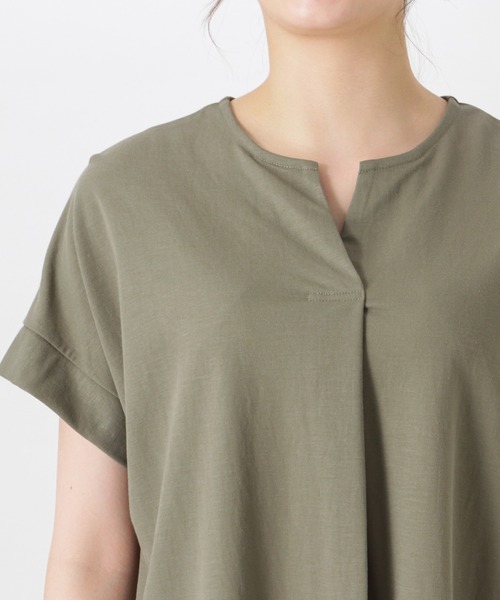 NAVY(ネイビー)の「SARARI 冷感スキッパーワンピース(ワンピース・レディース・ブルー/チャコール/カーキ/グレイッシュベージュ・フリー)」の5枚目の写真