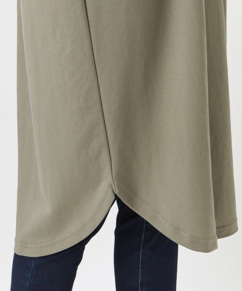 NAVY(ネイビー)の「SARARI 冷感スキッパーワンピース(ワンピース・レディース・ブルー/チャコール/カーキ/グレイッシュベージュ・フリー)」の6枚目の写真