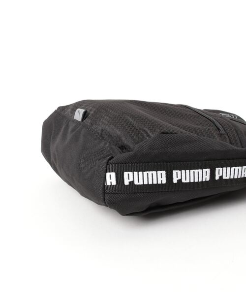 PUMA（プーマ）の「《PUMA》EVOESS ポータブル（ショルダーバッグ・メンズ・ブラック/ホワイト系その他/オリーブ・フリー）」の4枚目の写真
