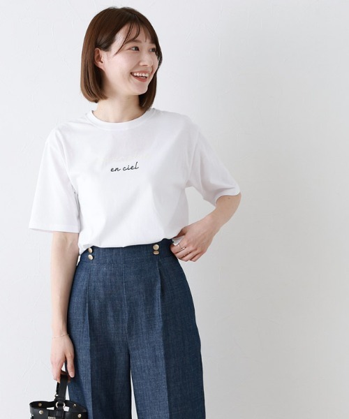 Pierrot(ピエロ)の「選べるプリントロゴTシャツ(Tシャツ/カットソー・レディース・ホワイト×ブラック/ホワイト系その他/ホワイト系その他2・LL/M/L)」の2枚目の写真
