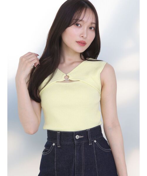 MERCURYDUO(マーキュリーデュオ)の「2WAYリングデザインコンパクトニット(ニット/セーター・レディース・オフホワイト/ブラック/パープル/イエロー・FREE)」の1枚目の写真