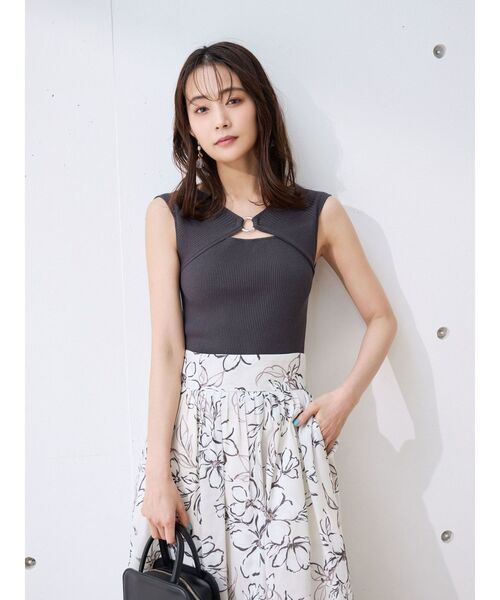 MERCURYDUO(マーキュリーデュオ)の「2WAYリングデザインコンパクトニット(ニット/セーター・レディース・オフホワイト/ブラック/パープル/イエロー・FREE)」の8枚目の写真