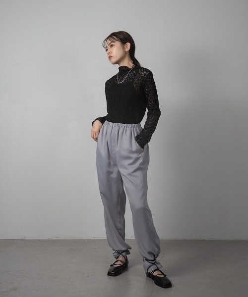 Amiur(エミレ)の「stretch flower lace tops(Tシャツ/カットソー・レディース・ブラック/アイボリー・FREE)」の8枚目の写真