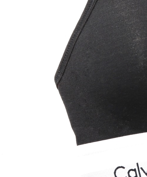 Calvin Klein（カルバン・クライン）の「Calvin Klein/カルバンクライン Lft Brltt-Scp Bck ブラレット ノンワイヤーブラジャー（スポーツブラ・レディース・ブラック/グレー/ホワイト・XS/S/M/L）」の6枚目の写真