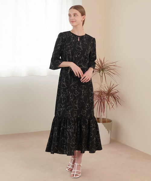 Kana(カナ)の「涙あき ライン フラワープリント ロング ティアード マーメード パーティー ドレス 結婚式 お呼ばれ オケージョン(ワンピース・レディース・アイボリー/ブラック・フリー)」の9枚目の写真