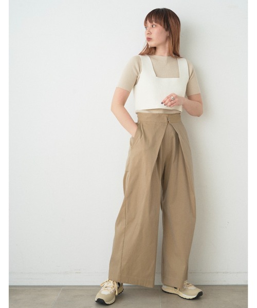 emmi(エミ)の「【emmi atelier】フロントタックワイドチノパンツ(チノパンツ・レディース・ベージュ・0/1)」の18枚目の写真