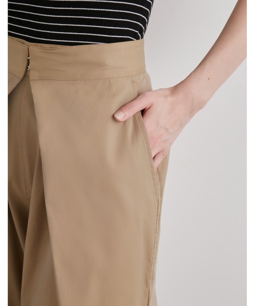 emmi(エミ)の「【emmi atelier】フロントタックワイドチノパンツ(チノパンツ・レディース・ベージュ・0/1)」の5枚目の写真