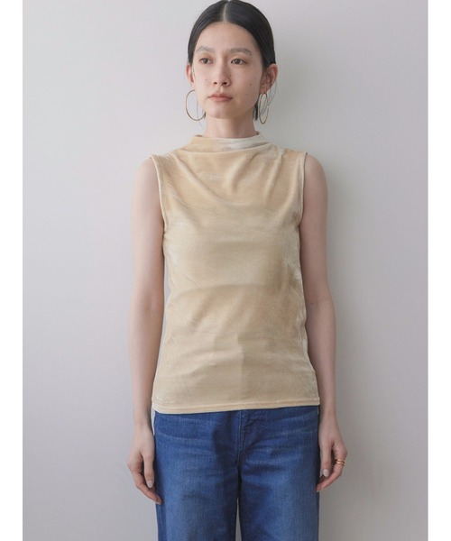 Stylevoice for xxx(スタイルヴォイスフォー)の「バックスリットベロアトップス(Tシャツ/カットソー・レディース・オートミール/ブラウン/ネイビー・FREE)」の13枚目の写真