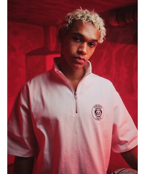 TOKYO 23（トウキョウニジュウサン）の「TOKYO 23 × ONEITA(R) QUARTER ZIP CADET COLLAR SHORT SLEEVE / トウキョウ23 × オニータ クォータージップ カデットカラー ショートスリーブ【SP】（Tシャツ/カットソー・メンズ・ブラウン/ブラック/ホワイト・M/L/XL）」の2枚目の写真