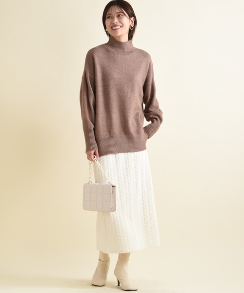 INTERPLANET（インタープラネット）の「バックスリットハイネックブークレニット（ニット/セーター・レディース・ピンク/チャコールグレー/ブラウン/アイボリー・FREE）」の20枚目の写真