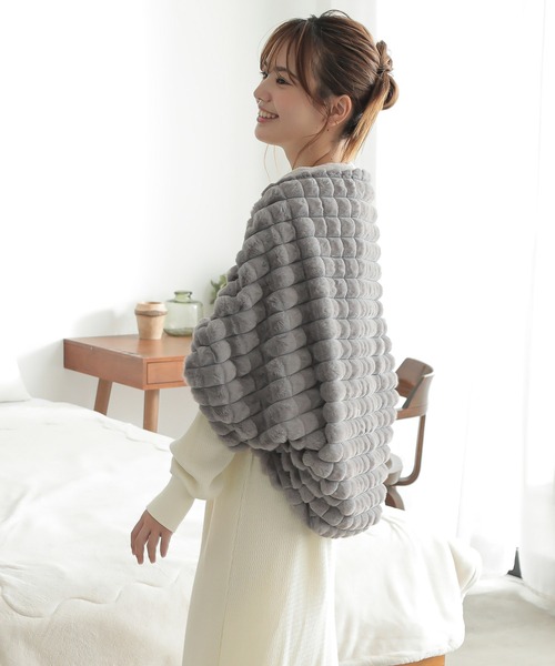 ALTROSE（アルトローズ）の「ブランケット ポコポコファー 3WAY ひざ掛け（ブランケット・レディース・ミント/グレー/アイボリー/ピンク/ブルー・FREE）」の16枚目の写真