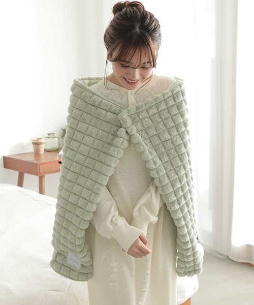 ALTROSE（アルトローズ）の「ブランケット ポコポコファー 3WAY ひざ掛け（ブランケット・レディース・ミント/グレー/アイボリー/ピンク/ブルー・FREE）」の21枚目の写真