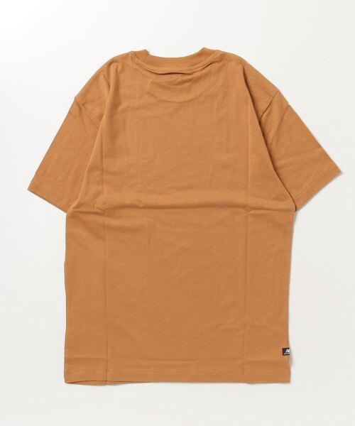 NEW BALANCE(ニューバランス)の「550 チェストグラフィック ショートスリーブTシャツ(Tシャツ/カットソー・メンズ・ブラウン系その他/ブルー系その他・SMALL/MEDIUM/LARGE/X-LARGE)」の3枚目の写真